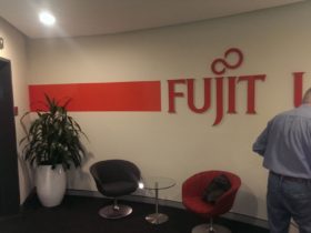 Fujitsu_logo_tint
